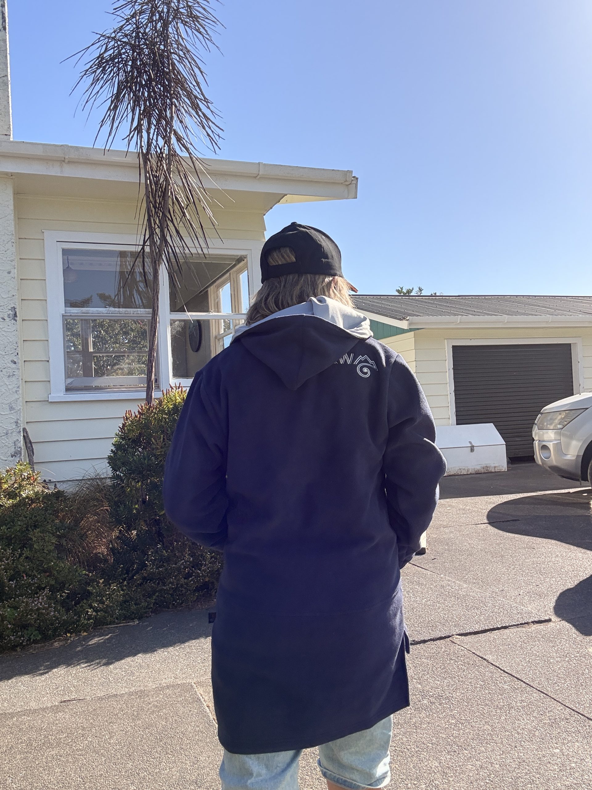 Women's Long Sleeve Hoodie - Navy (Mahi Poraka) - Image 5